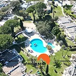 #294 2br Large Terrace Apartment