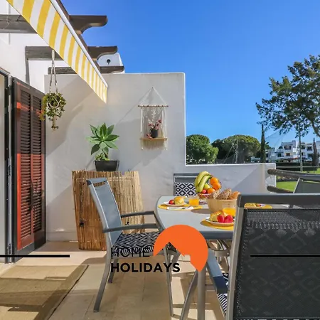 #294 T2 Com Amplo Terraco By Holidays *