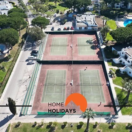 #294 T2 Com Amplo Terraco By Holidays דירה *